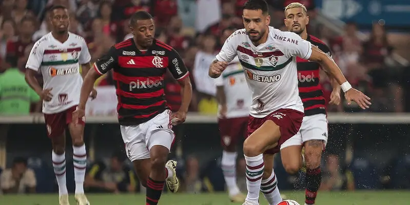 Fluminense x Flamengo se enfrentam pelo Brasileirão