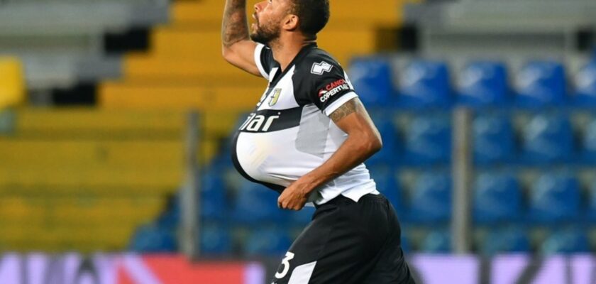 Hernani é o plano A do Corinthians