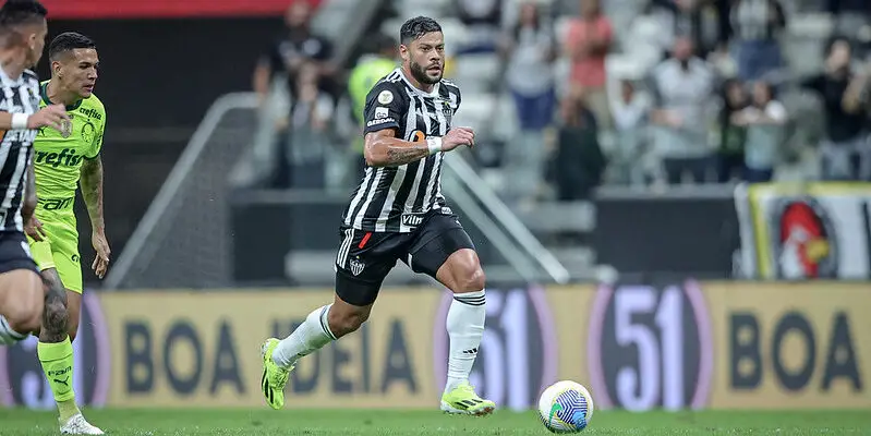 Hulk foi expulso em Atlético-MG x Palmeiras