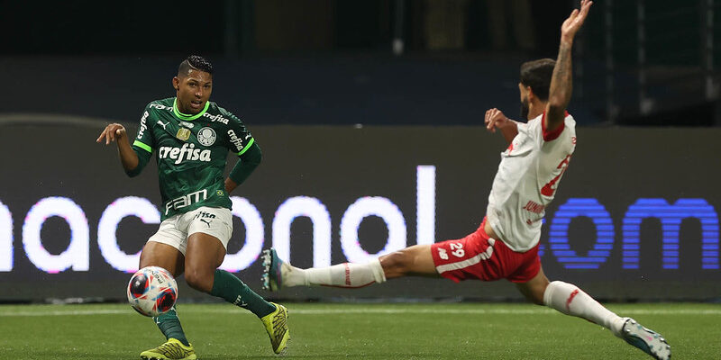 Palmeiras x Red Bull Bragantino se enfrentam pelo Brasileirão