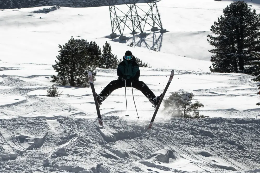 Ski jumping rules: equipment, ramps, timing and more 3 Regras do salto de esqui