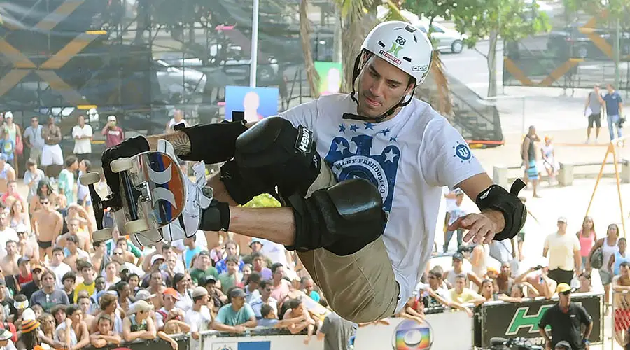 Skateboarding: history, rules, equipment and championships 2 skateboarding history