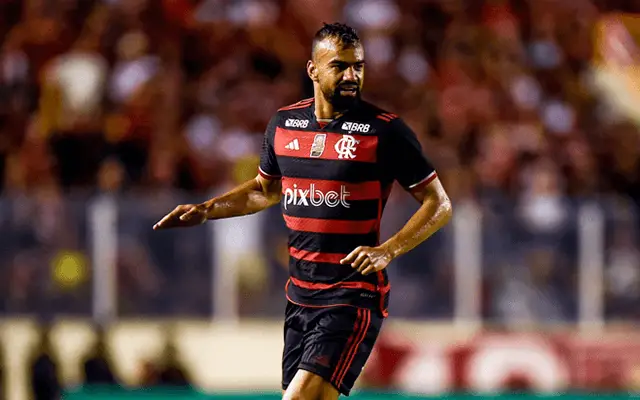 Fabricio Bruno, do Flamengo, entrou na mira do Rennes