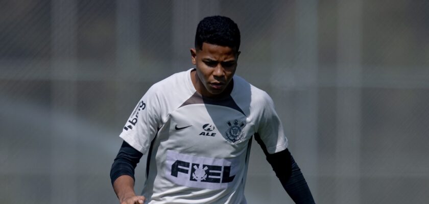 Wesley deve deixar o Corinthians