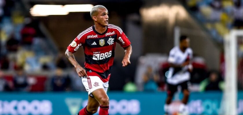 Flamengo aceita oferta da Atalanta por Wesley