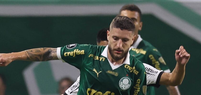 Zé Rafael, do Palmeiras, pega quatro jogos de suspensão