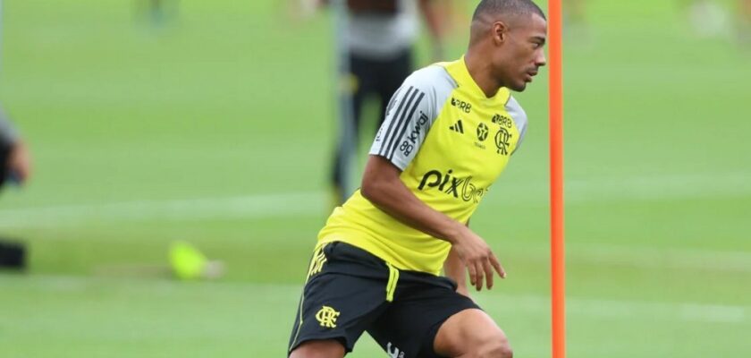 De la Cruz vira desfalque do Flamengo